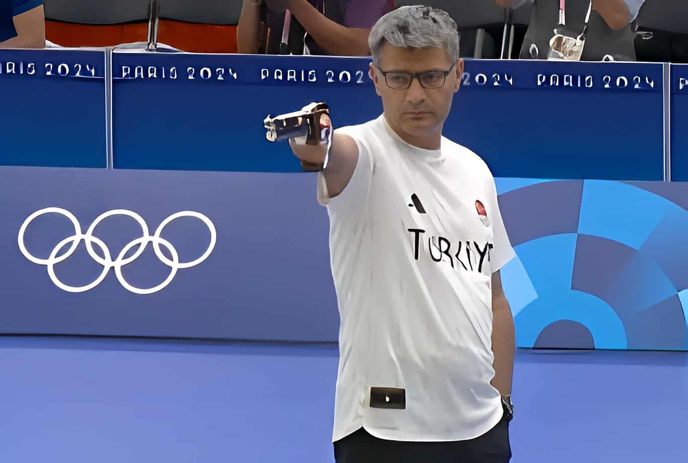 Yusuf Dikec at the Paris Olympics